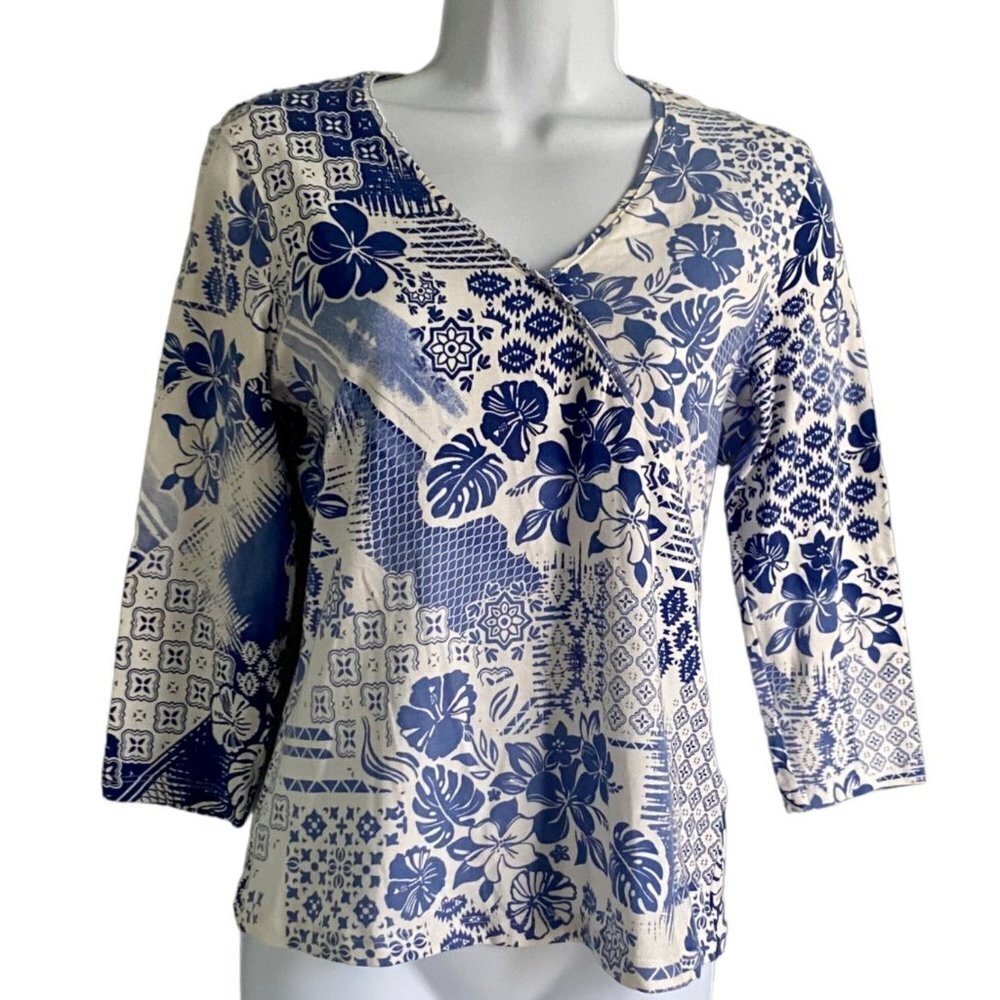 Hearts of Palm Petite Floral Cotton Blend Top Size Petite Small PS NEW - Picture 2 of 7